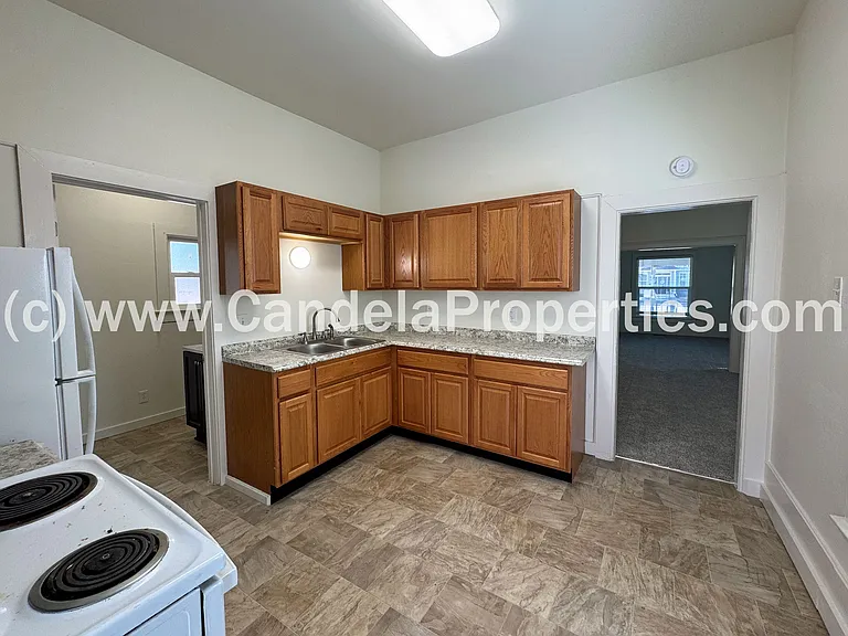 1231 W Colorado Ave — Photo 21