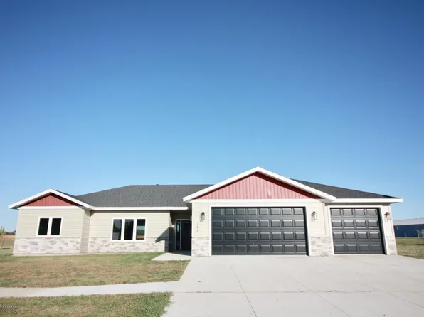 108 16th St N, Breckenridge, MN 56520