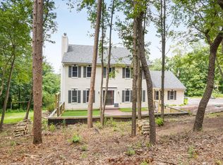 487 Schraufnagel DRIVE, Hartland, WI 53029