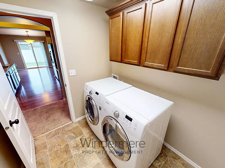 247 Chapra St — Photo 14