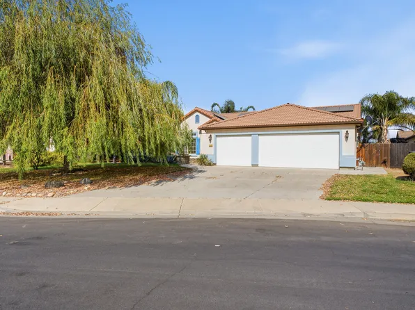 1919 N Sonoma Court, Hanford, CA 93230