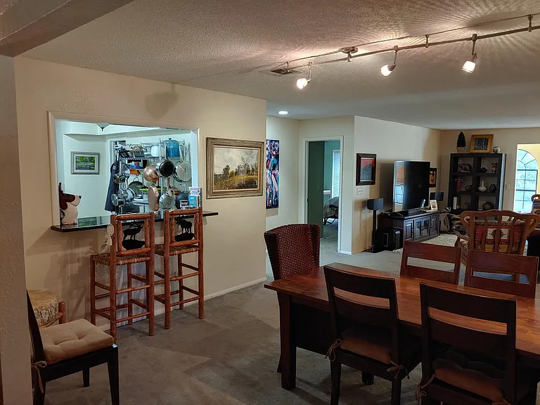 6229 Diane Dr — Photo 17