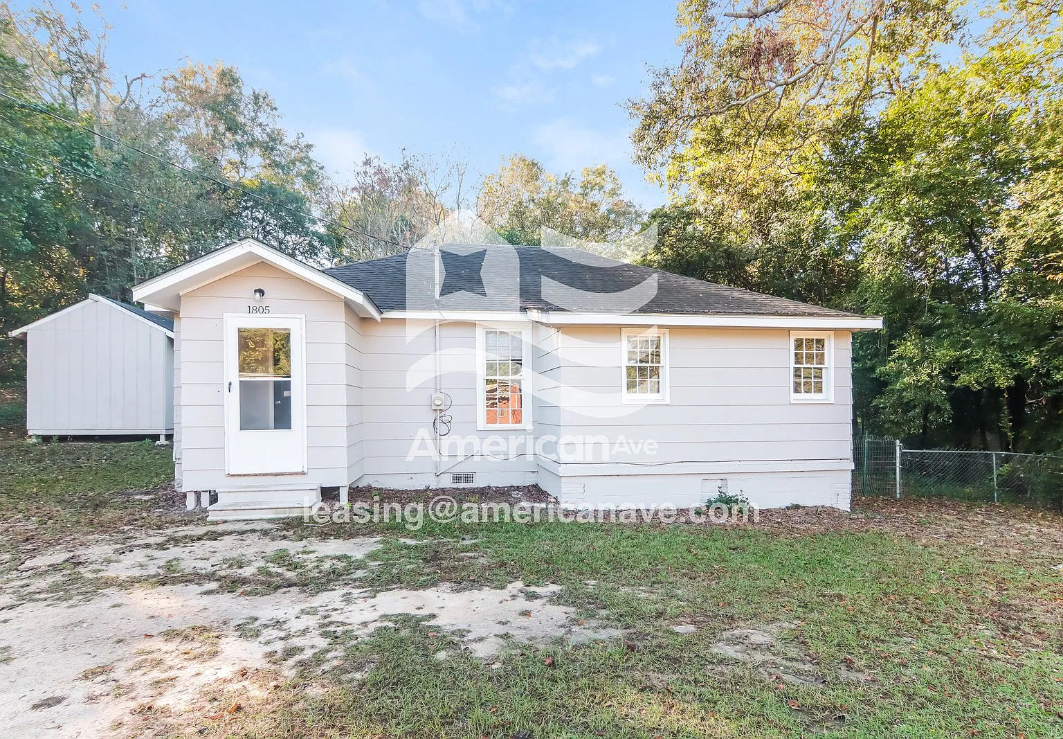 3 bed, 1.5 bath, 1168 sqft, $1,097 — Photo 2