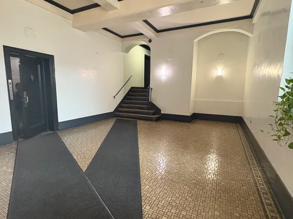 50-05 43rd Avenue image 6 of 19