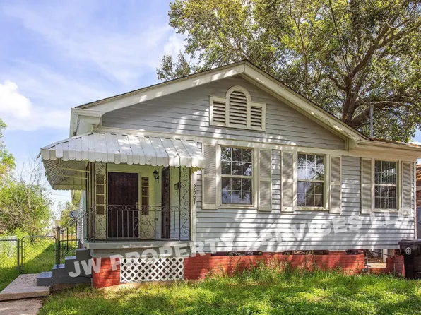 2667 Allen Toussaint Blvd, New Orleans, LA 70122