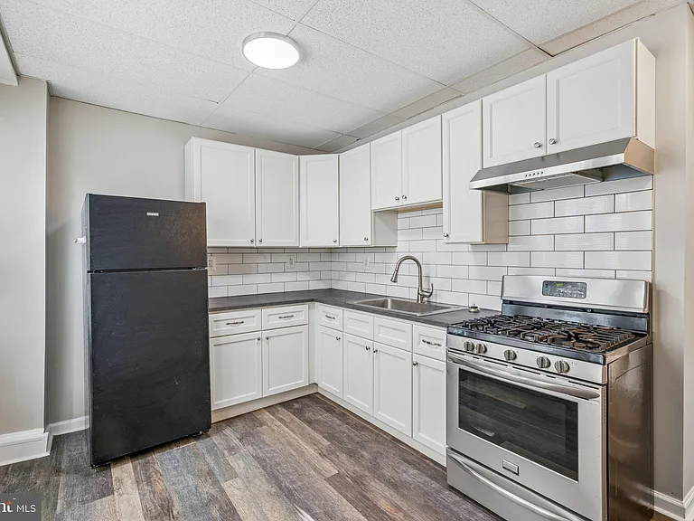 481 Gerhard St #2 — Photo 3