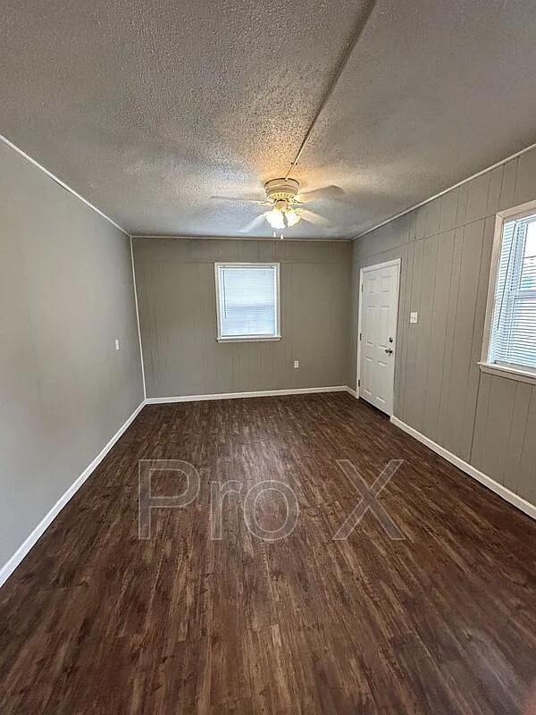 1 bed, 1.0 bath, $650 — Photo 4