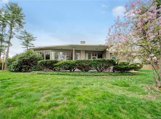 187 Giddings Ave, Windsor, CT 06095