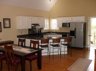 1100 Lining Ln, Charleston, SC 29407
