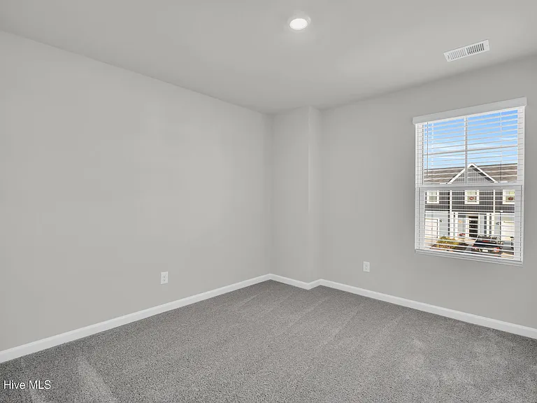 246 Arnette Dr #B — Photo 10