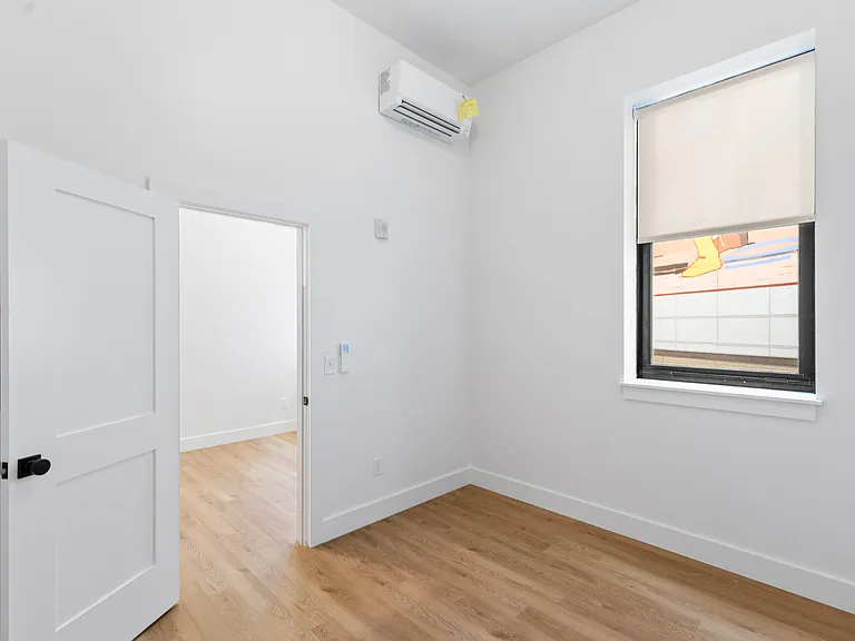 101 Richmond St #212 — Photo 11