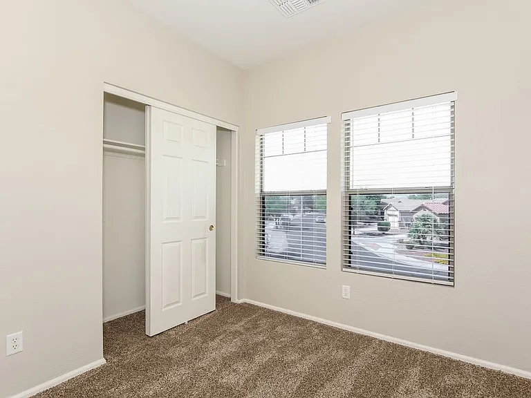 13875 W Mauna Loa Ln — Photo 12