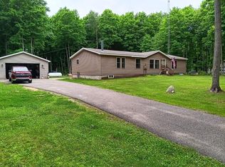1800 Estelle Rd, Gaylord, MI 49735