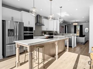 15354 Ballancroft Pkwy, Charlotte, NC 28277