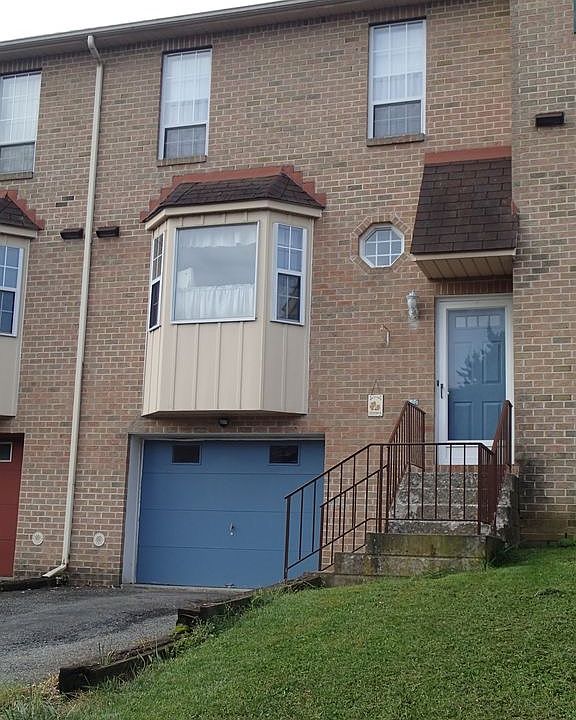 Well-maintained home in great location and one-car garage.