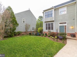 1275 Weatherstone Ct, Reston, VA 20194