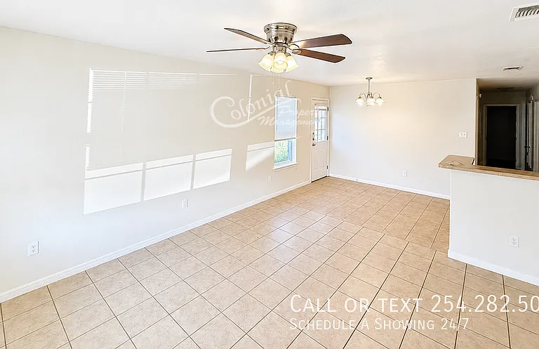 3110 Baldwin Loop #A — Photo 3