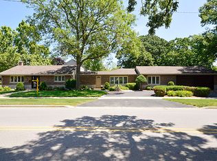 1115 Potter Road, Park Ridge, IL 60068