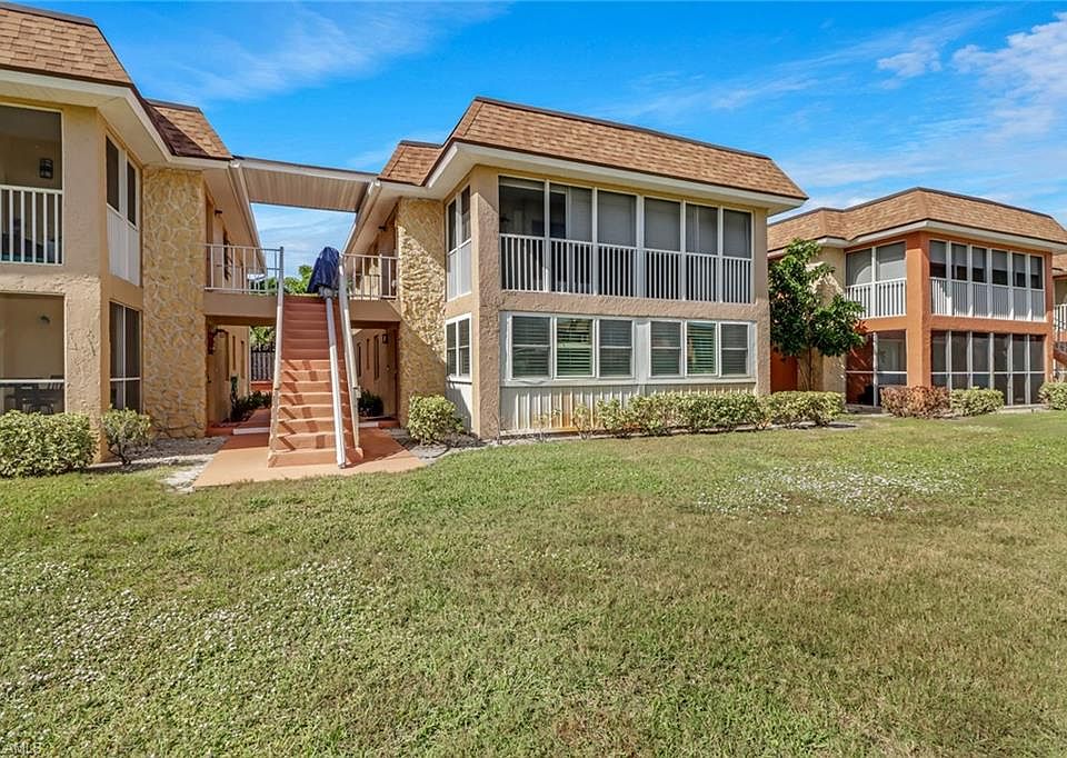 1st image of 1400 POMPEI LN #21