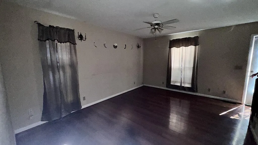 2 bed, $1,200 — Photo 4