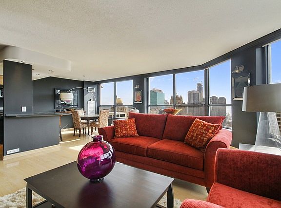 5th image of 405 N Wabash Ave Unit 4509