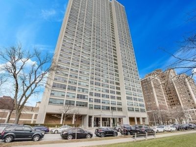 1700 E 56th St APT 801, Chicago, IL, 60637