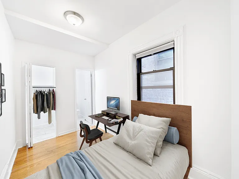 32 Saint Marks Pl #10 — Photo 3