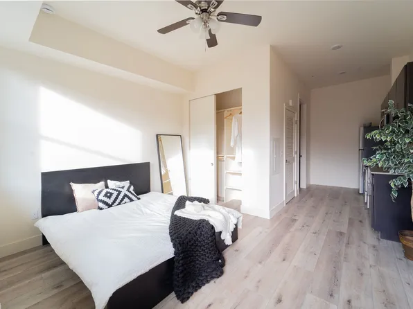 Capitol Hill Apartments