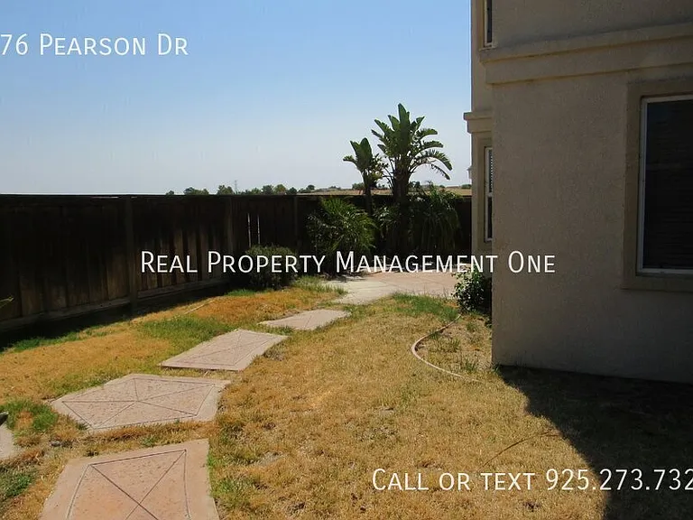 576 Pearson Dr — Photo 31