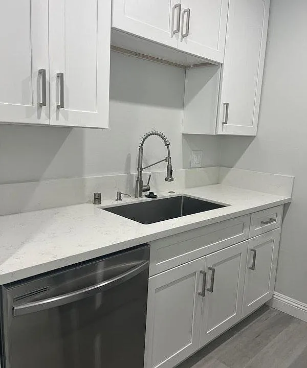 Canyon Creek Apartments B