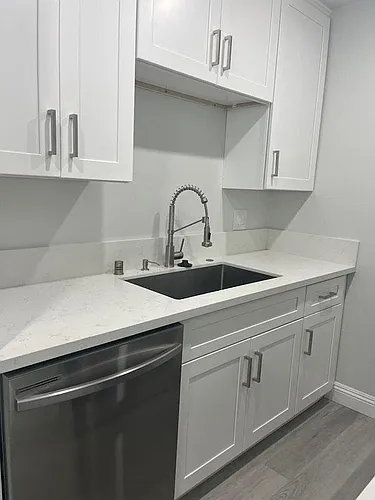 Canyon Creek Apartments B Photo 1