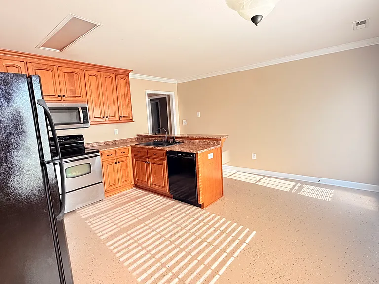 12030 Pulaski Pike #B — Photo 24
