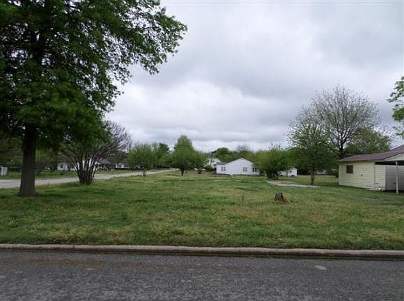 1st image of 2802 N 4th St