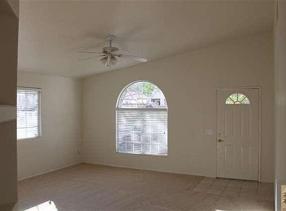5th image of 52170 Avenida Obregon