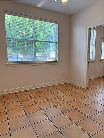 3245 Iowa Ave — Photo 13