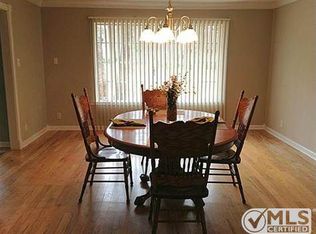 2848 Stephanie Ln, Hurst, TX 76054