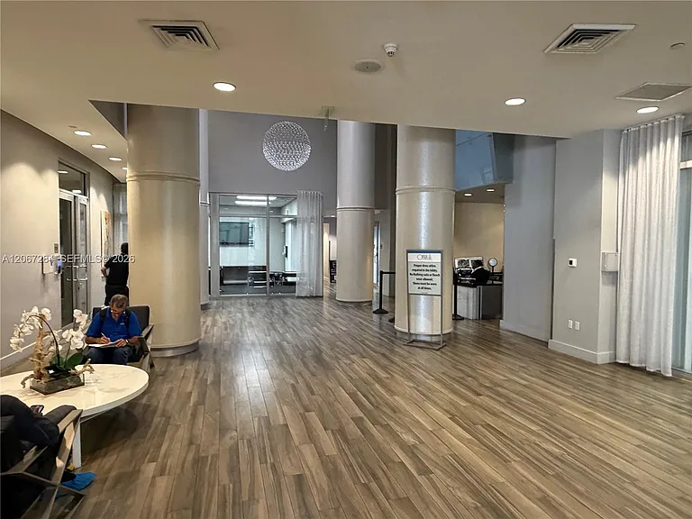 1750 N Bayshore Dr #2308 — Photo 11