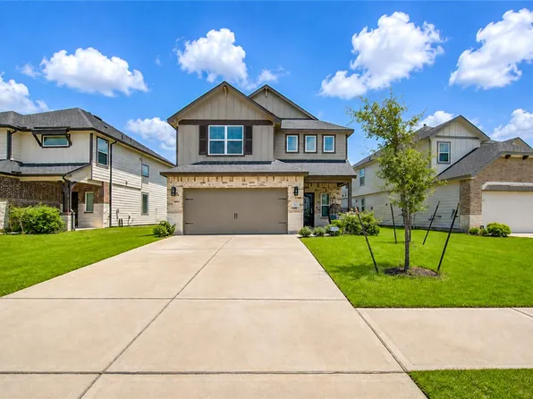 2223 Emerald Diamond Ct, Fresno, TX 77545