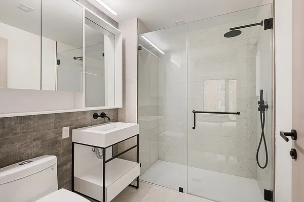 Rented by Compass | media 14