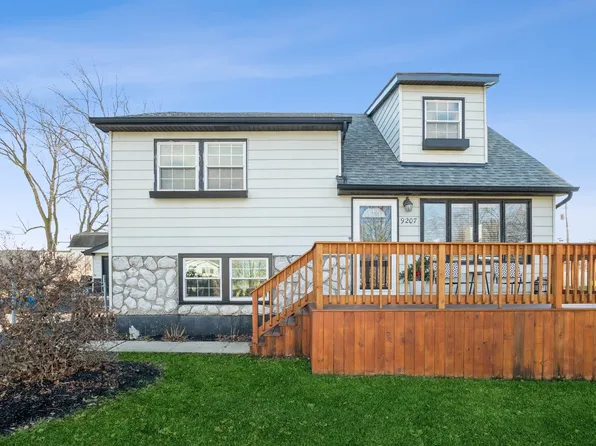 9207 Pleasant Ave, Tinley Park, IL 60487