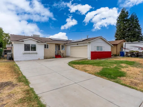 925 W J St, Los Banos, CA 93635