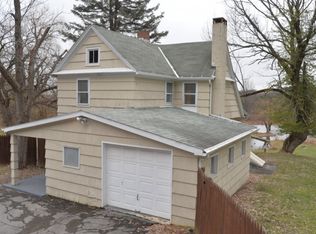 1694 Hawleyton Rd, Binghamton, NY 13903