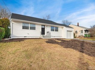 47 Eardley Rd, Edison, NJ 08817