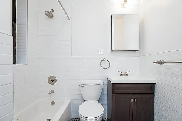 Rented by OGI Management | media 30