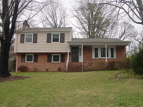 9504 Ridgefield Rd Photo 1