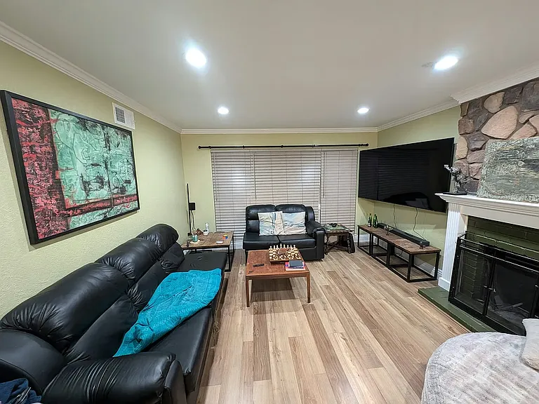 311 Horizon Way — Photo 4