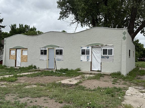 2nd image of 310 W 1st St