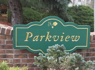 56 Beverly Ct, Fair Lawn, NJ 07410