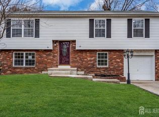 321 Almonesson Rd, Blackwood, NJ 08012