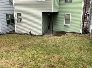 822 8th St, Trafford, PA 15085